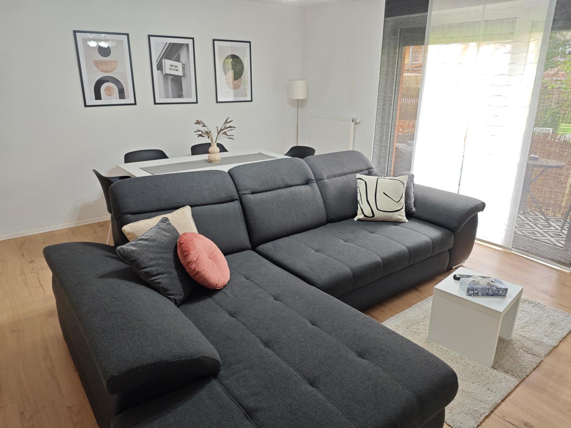 Fh-Naehe: Modernes Apt Mit Balkon 호프 외부 사진