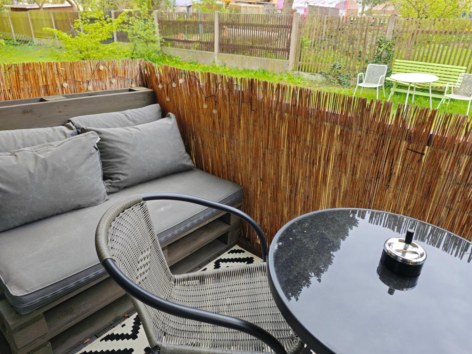 Fh-Naehe: Modernes Apt Mit Balkon 호프 외부 사진